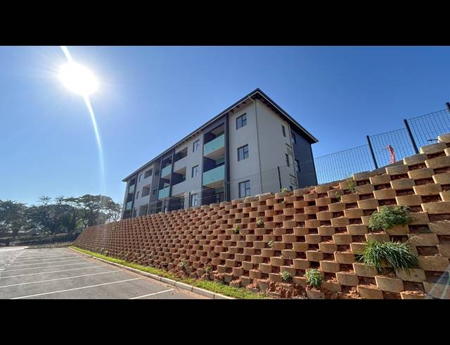 1 BEDROOM STUDIO APARTMENT TO LET IN SALT ROCK